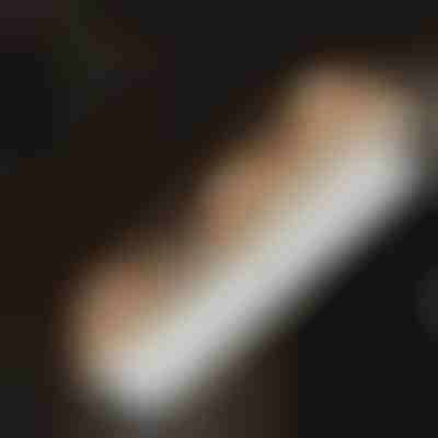 Luz LED inteligente com sensor de movimento para segurança | LUMICOM